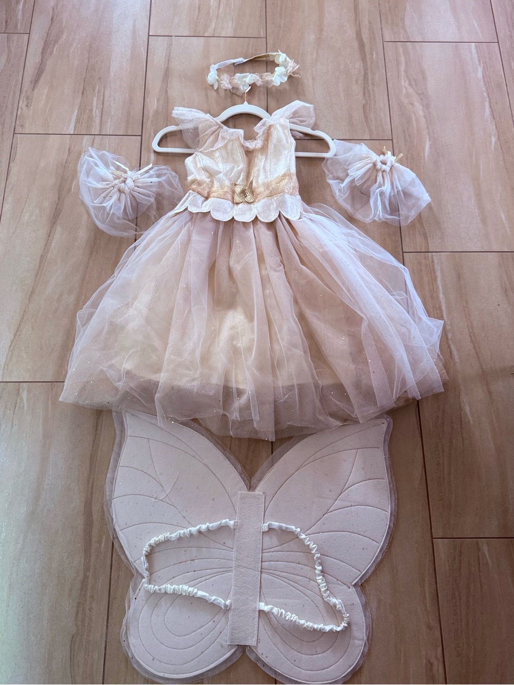 Pottery Barn Kids Light-up Fairy Costume with Wings - Picture 4 of 6